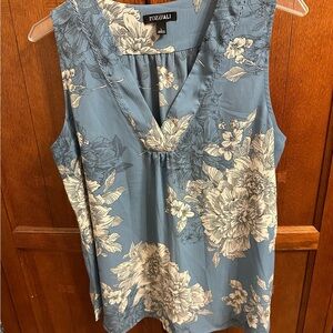 Roz & Ali Blue Floral Women's Top​